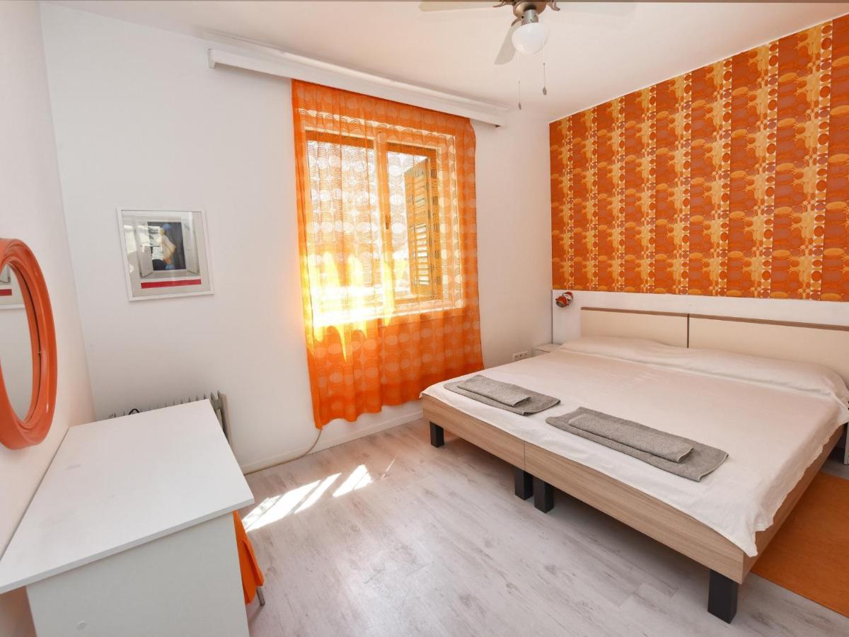 Apartment Andrea Old Town Пореч Екстер'єр фото