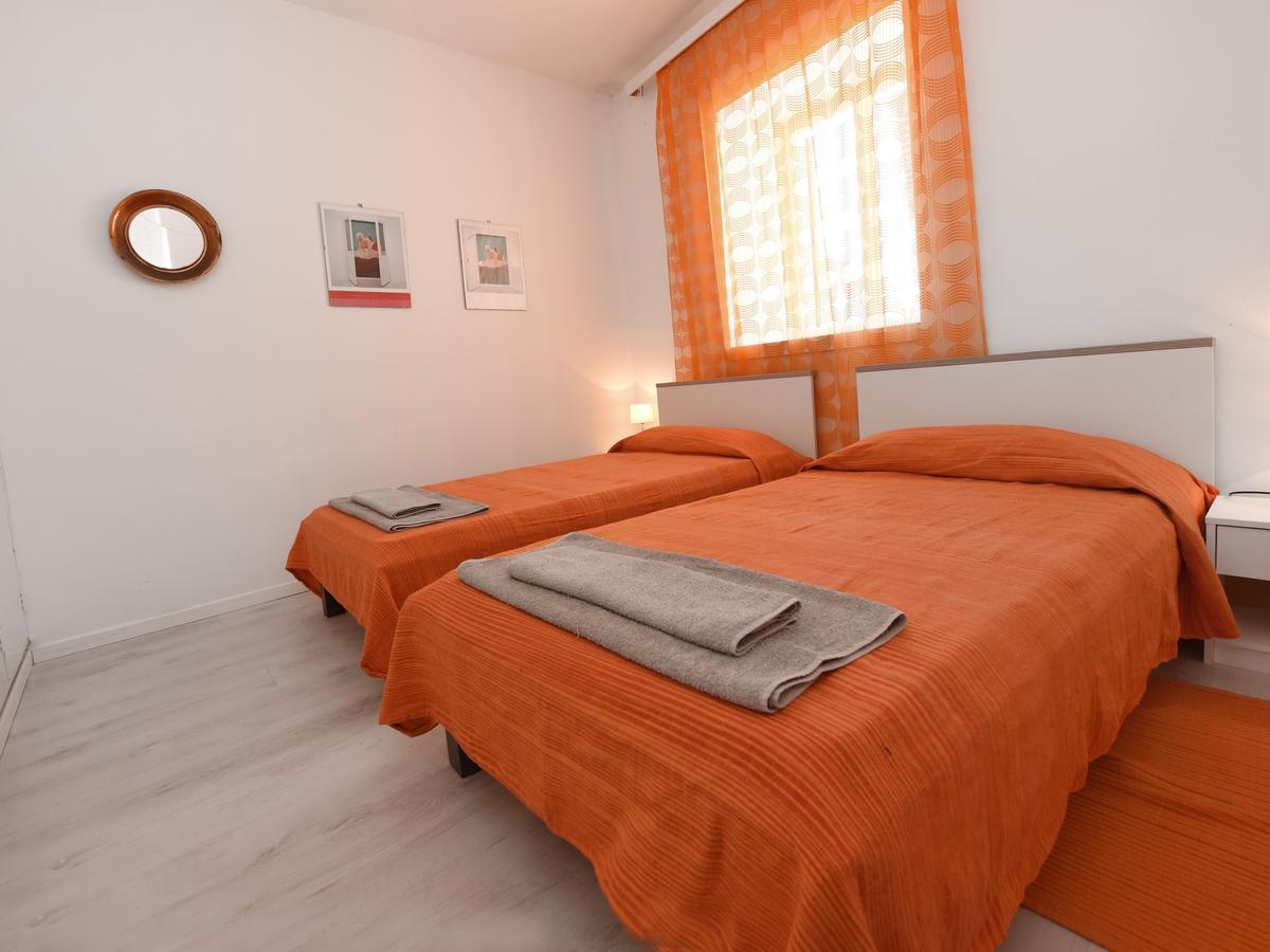 Apartment Andrea Old Town Пореч Екстер'єр фото